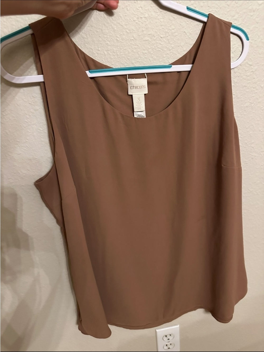 Chico's Brown Scoop Neck Sleeveless blouse